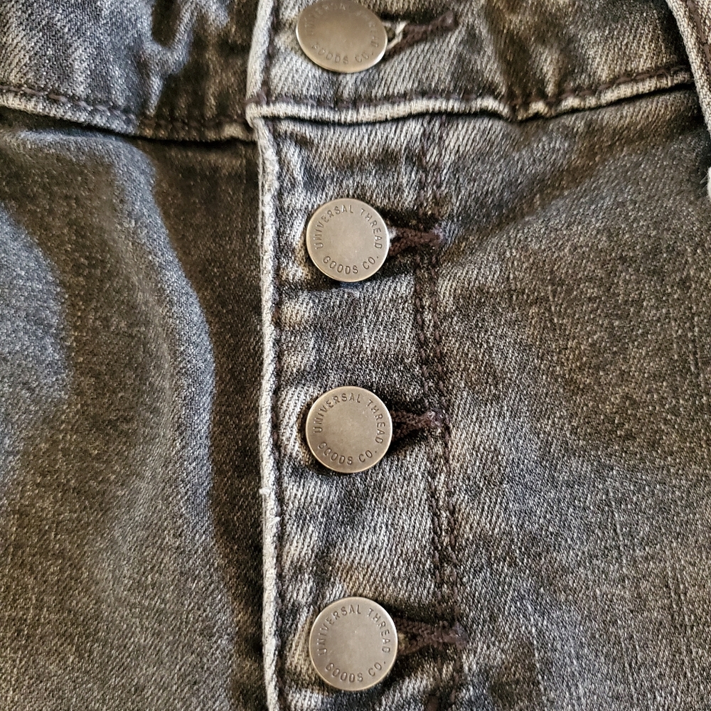 Universal Thread High Rise Shortie Button Shorts - Picture 8 of 10